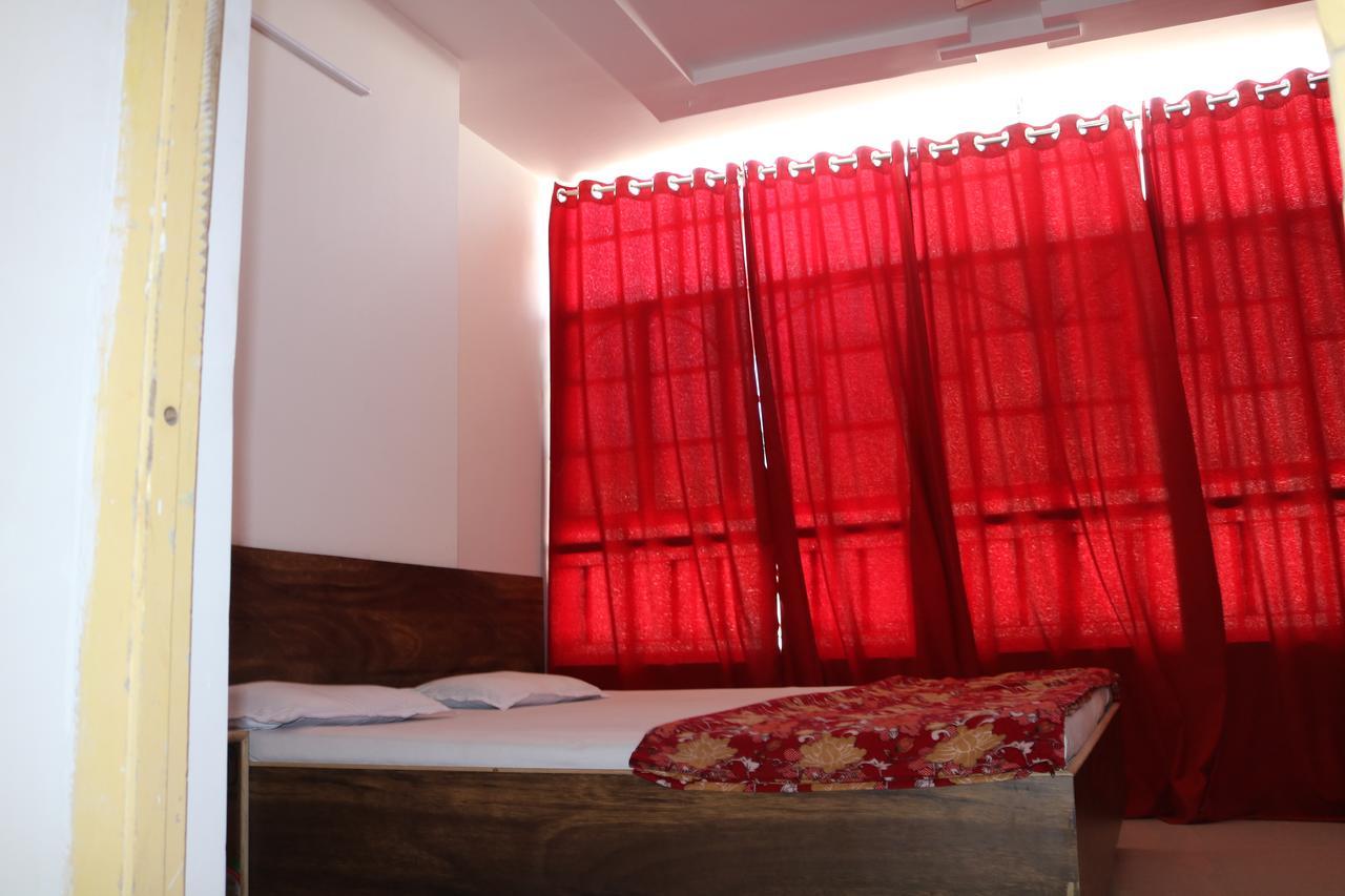 Hotel Santosh Guest House Dźodhpur Zewnętrze zdjęcie
